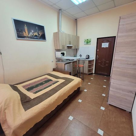 Мини - студия возле метро Академика Павлова Харьков Экстерьер фото