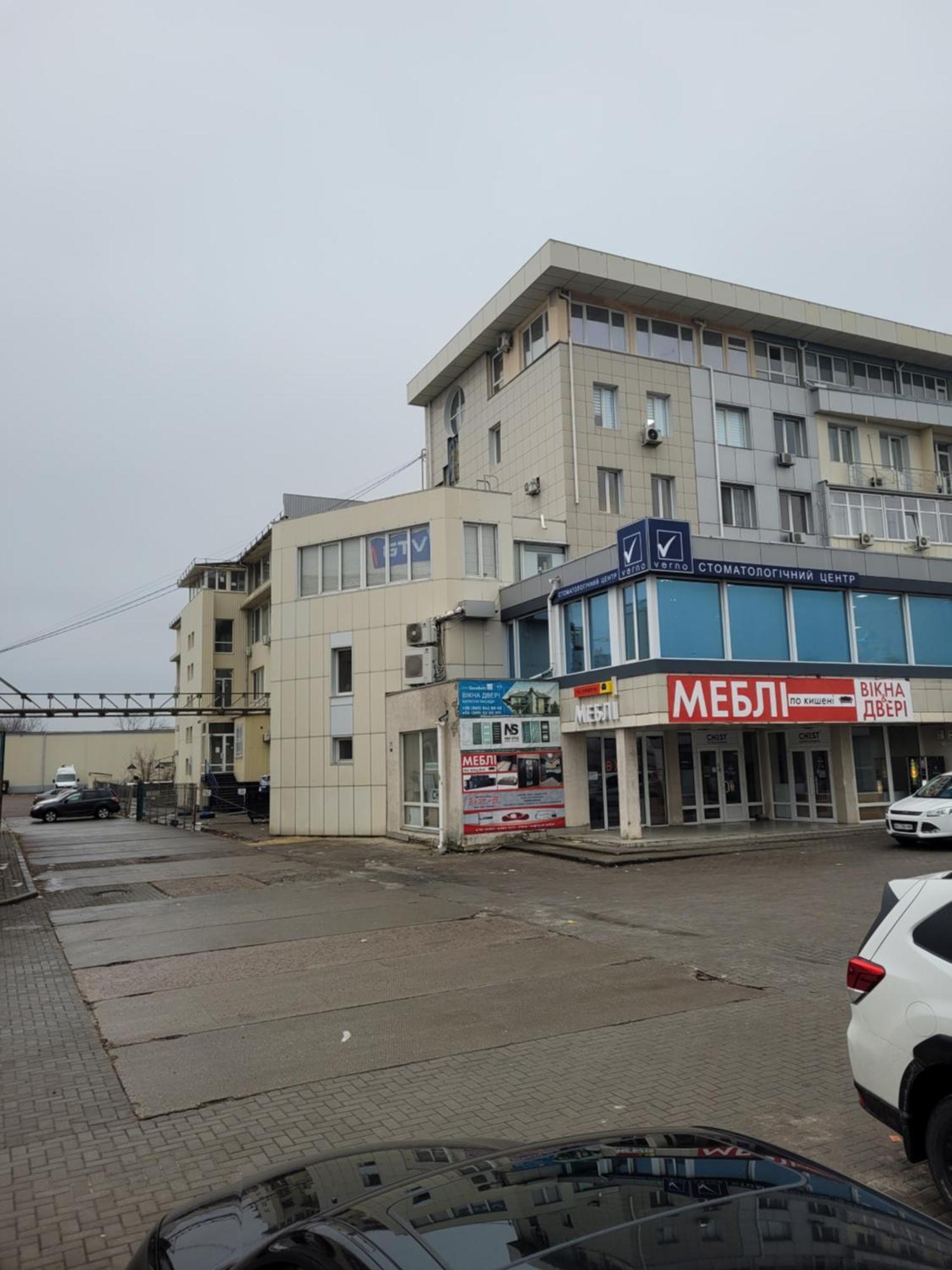 Мини - студия возле метро Академика Павлова Харьков Экстерьер фото